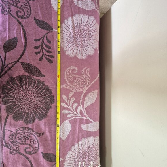 Wrap / Scarf - Picture 8 of 9